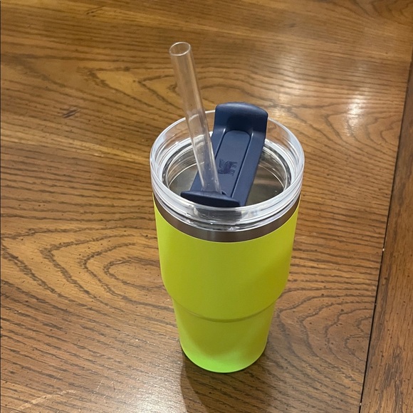 Stanley‎ 20oz Stainless Steel H2.0 Flowstate Quencher Tumbler - Picture 3 of 10